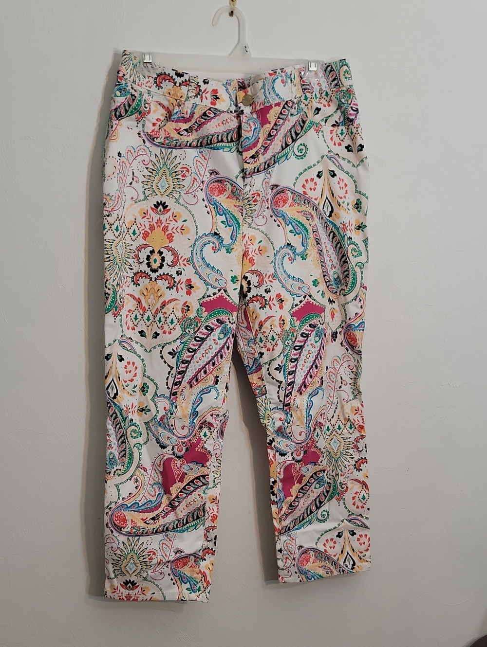 Chico's White Paisley Ankle Pants with Multicolor Print